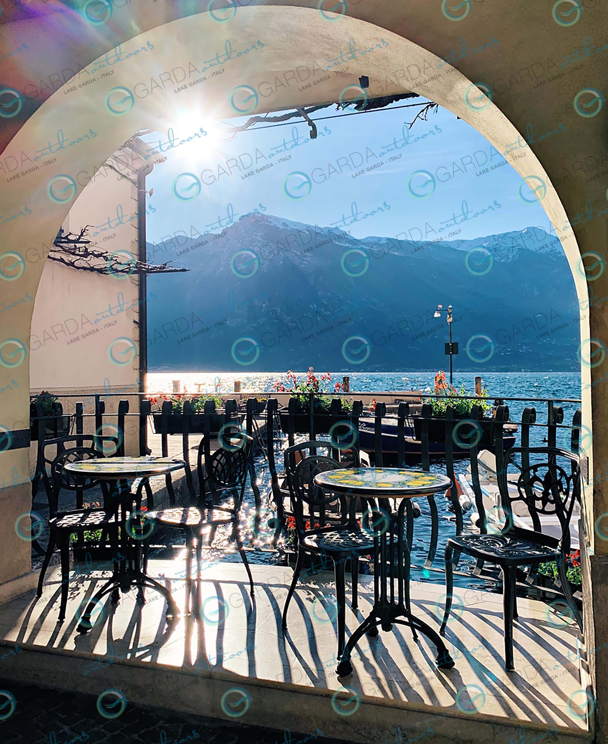 Limone sul Garda - tables for two