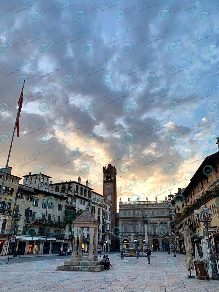 Verona – Piazza Erbe