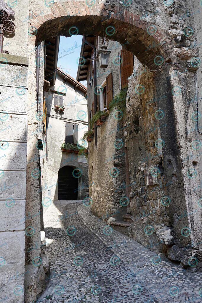 Malcesine – alley