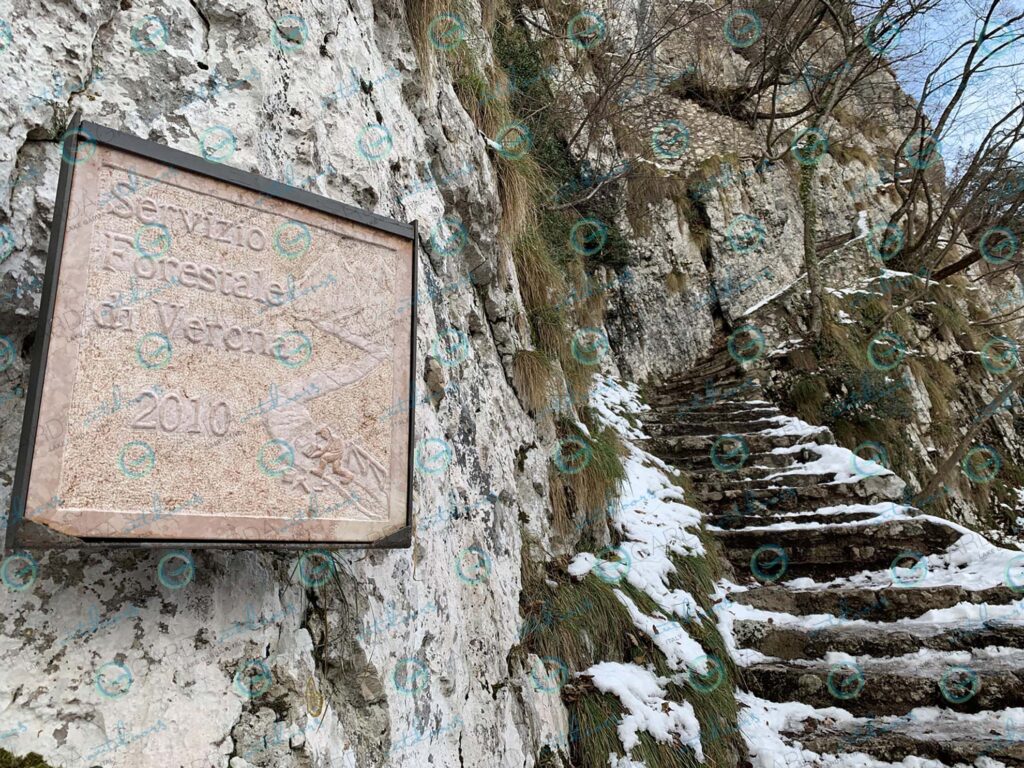 Madonna della Corona