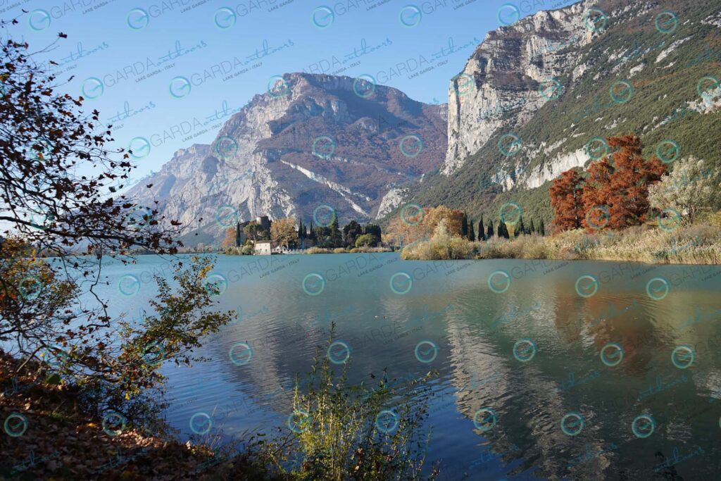 Lago di Toblino – autumn