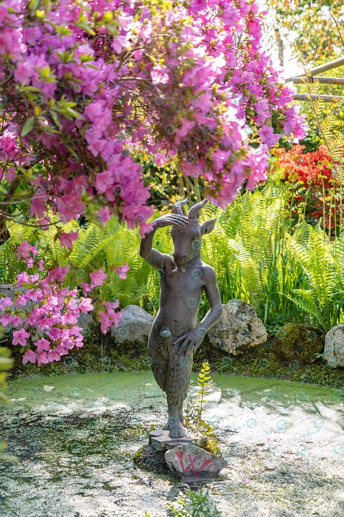 Heller Garden – pond with statue